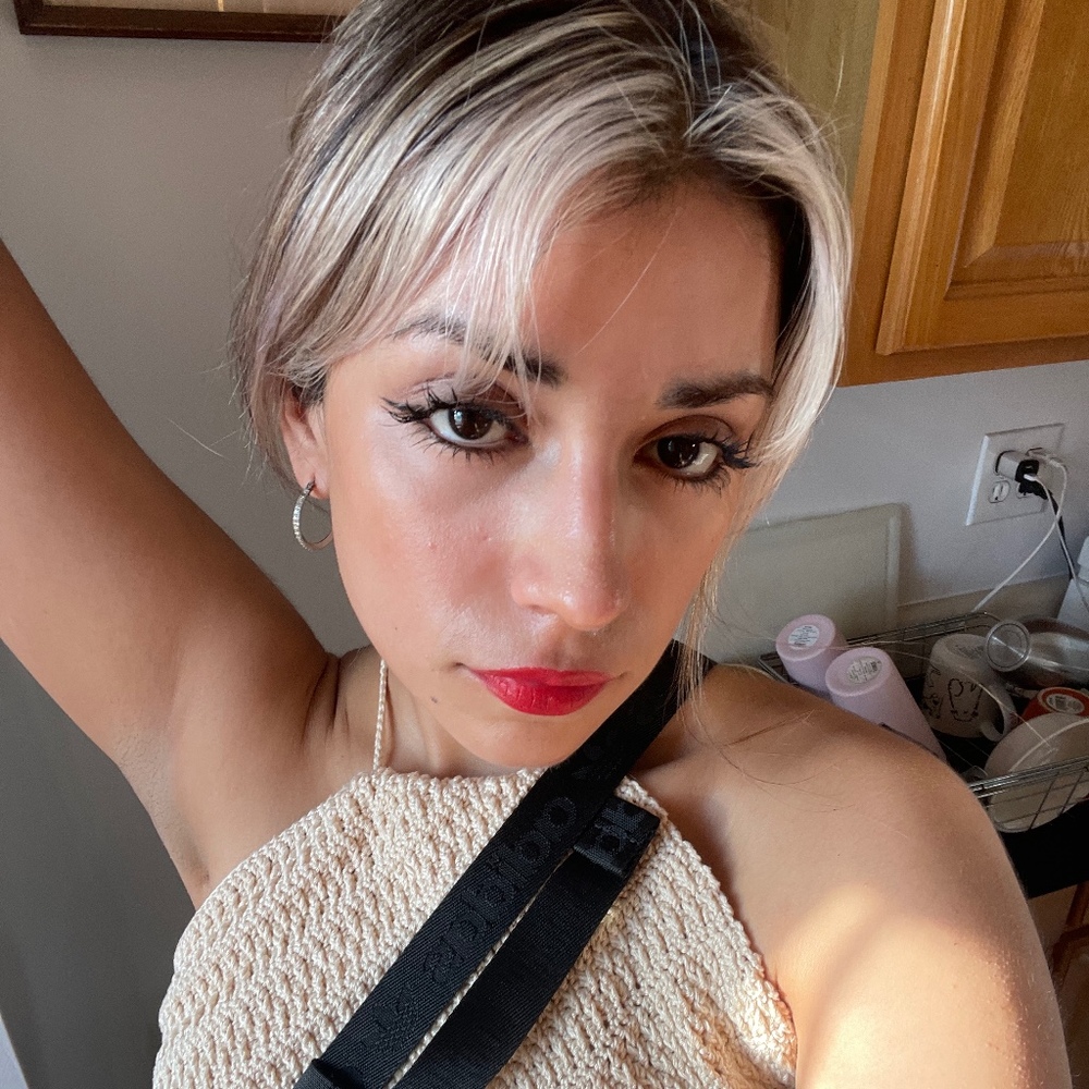 Meet your Posher, Marianela